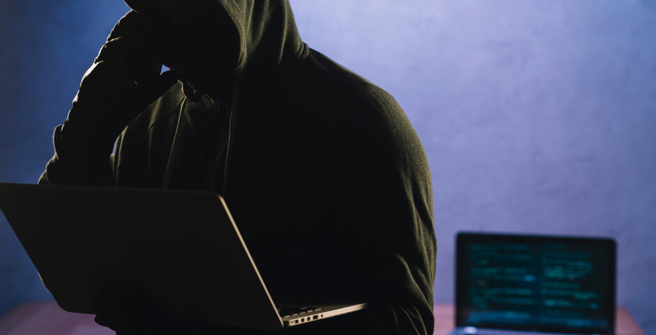 Мошенники за 9 месяцев обманули петербуржцев на 13 миллиардов рублей