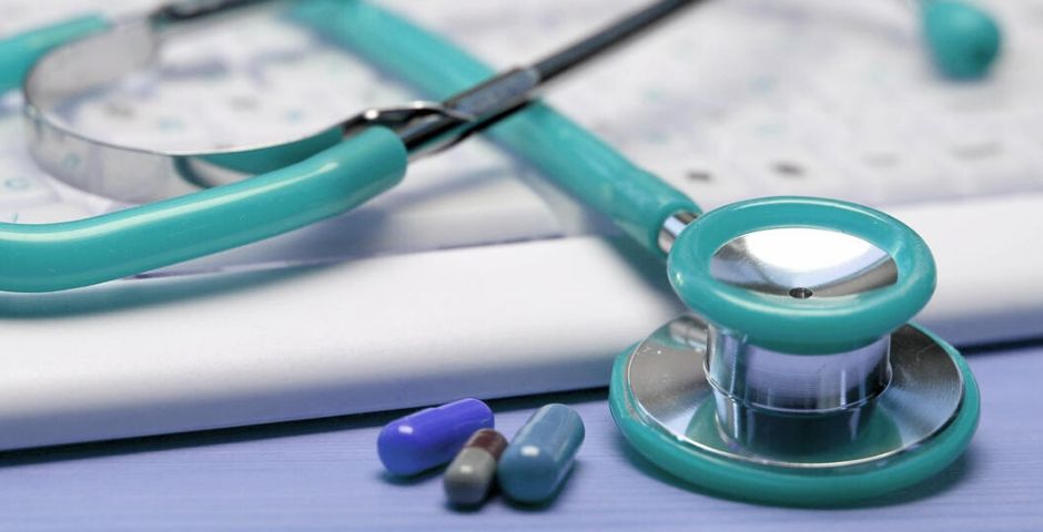 Около 6 тыс. медиков получили надбавки за борьбу с COVID-19 в Ленобласти