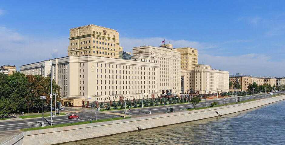 Белоусов произвел осмотр инфраструктуры гарнизона в Мурманской области