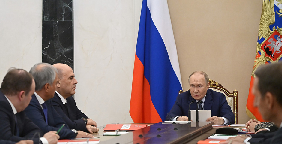 Владимир Путин обсудил с Совбезом стратегическую стабильность