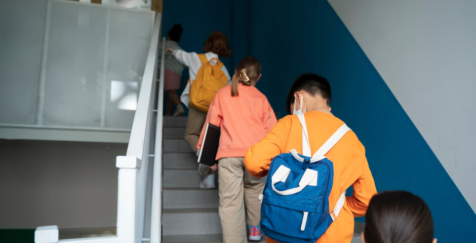 В Министерстве просвещения РФ прокомментировали 3 нападения на школы за 2 дня