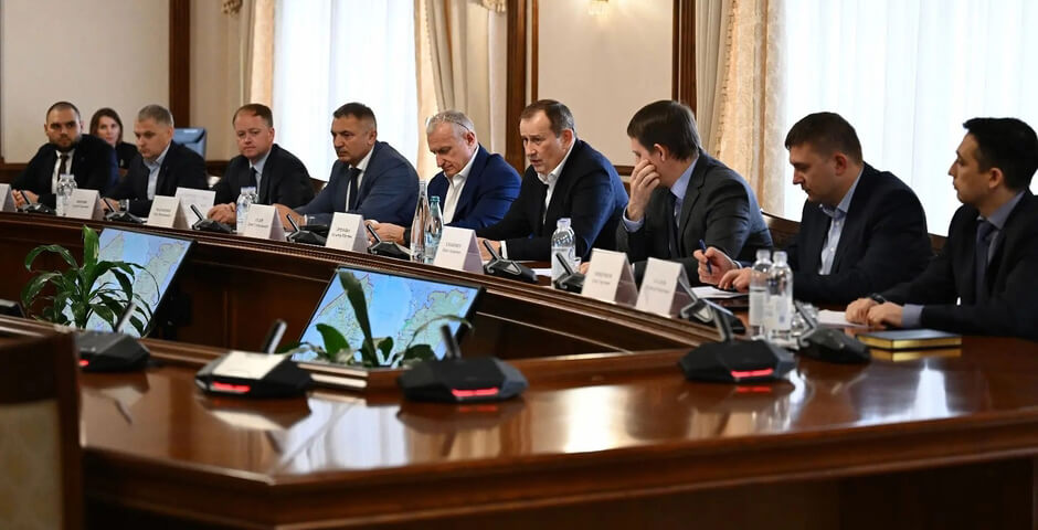 Состоялось совещание по ситуации с топливом в Петербурге и Ленобласти