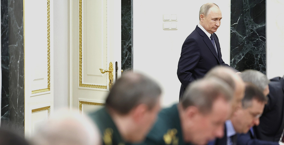 Путин провел совещание перед переговорами с Украиной в Стамбуле