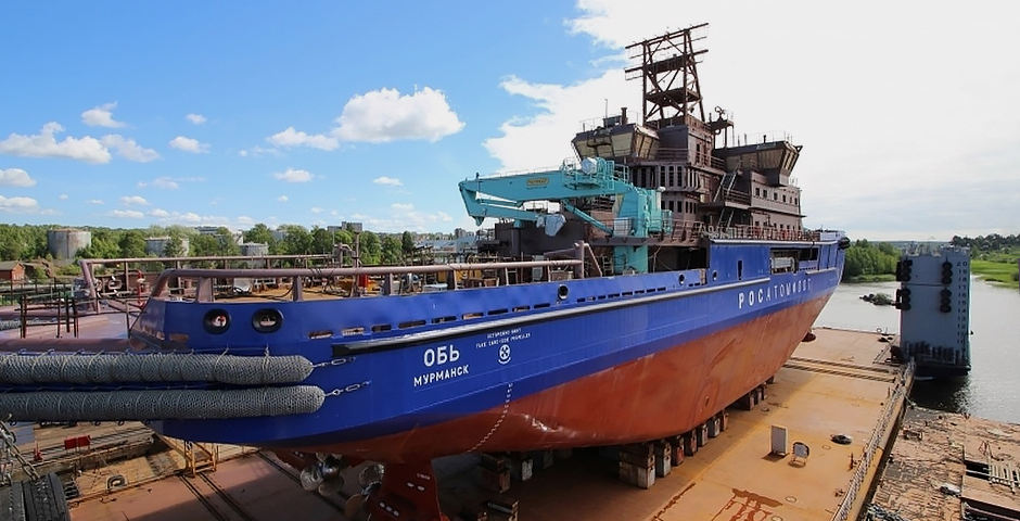 Выборгский судостроительный завод передал «Атомфлоту» ледокол «Обь»