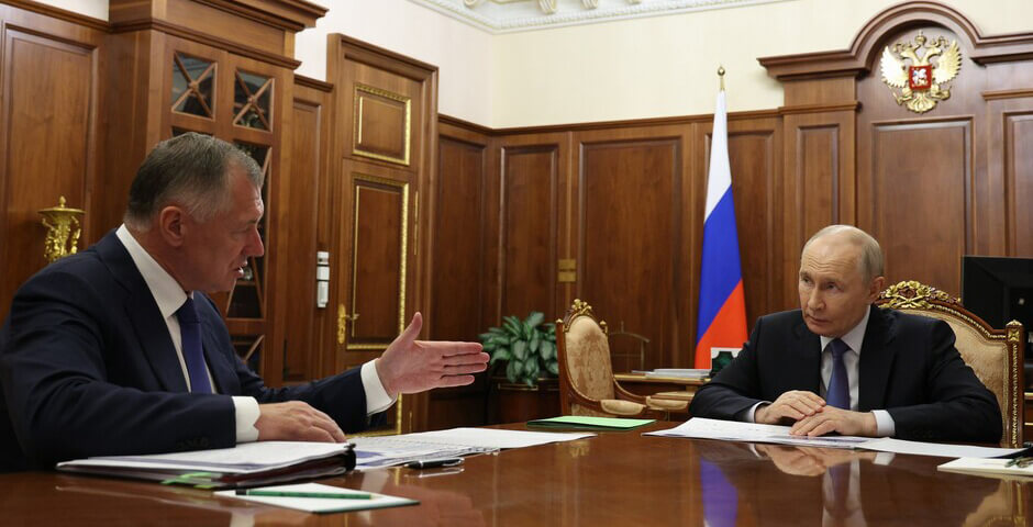 Путин считает, что россияне должны вовремя получать купленные квартиры