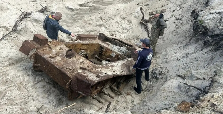 В Калининград доставят немецкий танк, который нашли на Балтийской косе