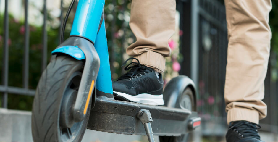 В Петербурге официально завершился сезон электросамокатов