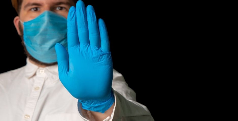 Россия поставила рекорд по суточной смертности от коронавируса