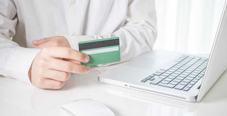 В РФ намерены постепенно вывести карты Visa и Mastercard из оборота