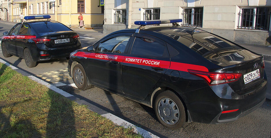 СК РФ: в Петербурге в лифте мужчина пытался похитить девочку