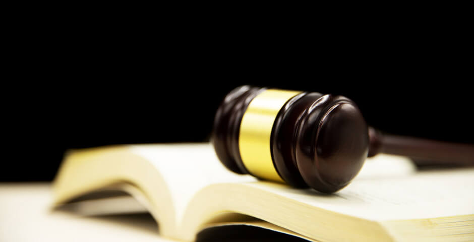 Петербургский суд отпустил на СВО обвиняемого в хищении главу стройфирмы