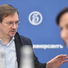 Александр Журавский представил в офисе «Коммерсантъ Северо-Запад» свой роман «Альтернатива»