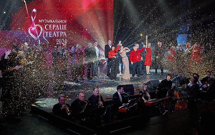 «Зрители приходят в театр за новыми впечатлениями и эмоциями»