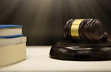 Запесоцкий подал в суд на «Коммерсантъ»