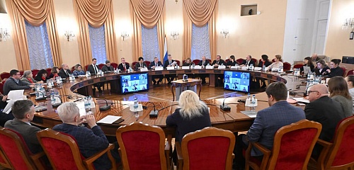 В Госдуме РФ обсуждается создание федерального проекта по борьбе с ревматическими заболеваниями