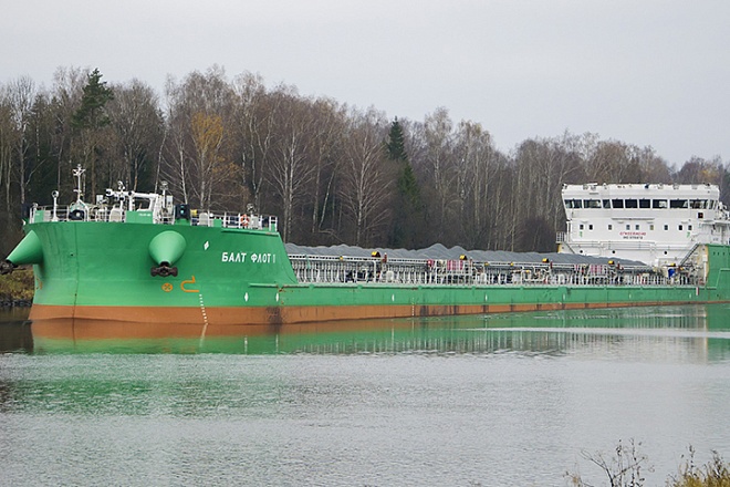 В 2025 году около 100 речных судов должно быть построено в РФ