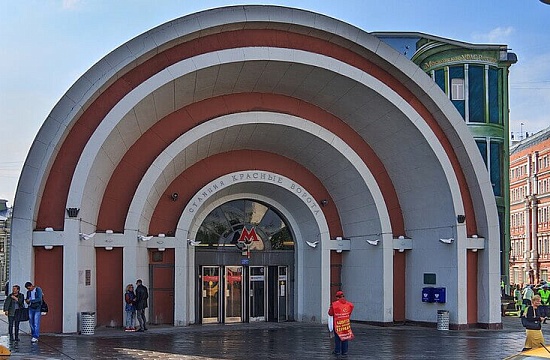 Собянин счел «плохой шуткой» вопрос о ветке московского метро до Петербурга